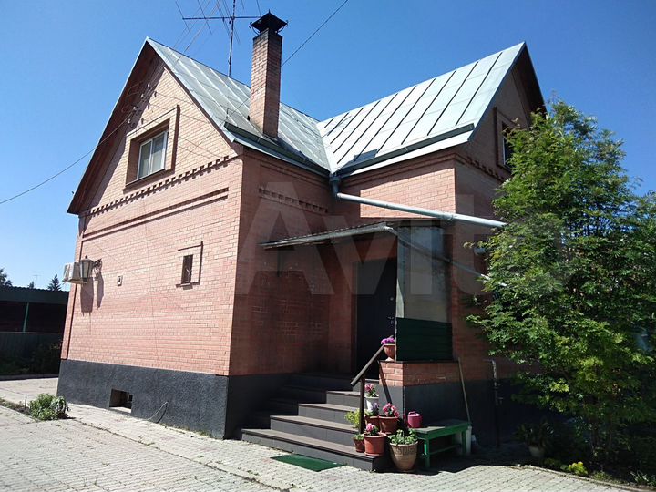 Дом 111 м² на участке 17 сот.