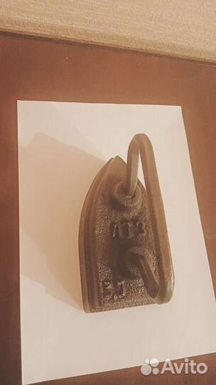 Стариный утюг чугунный