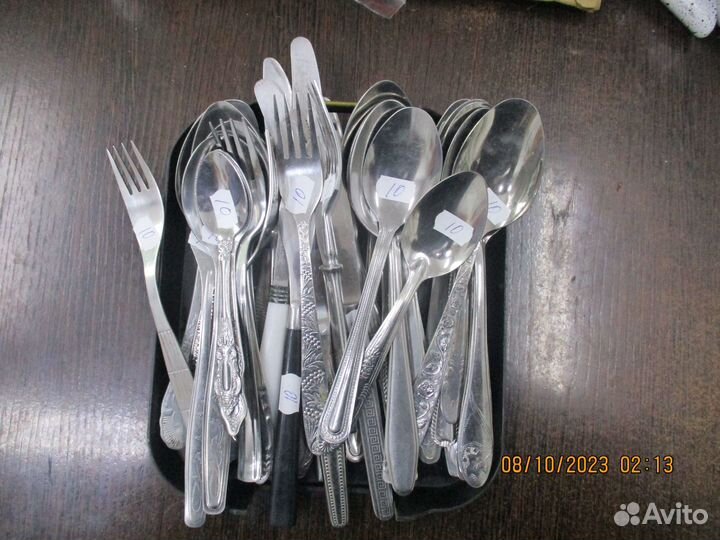 Ложки вилки и ножи