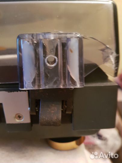 Виниловый проигрыватель