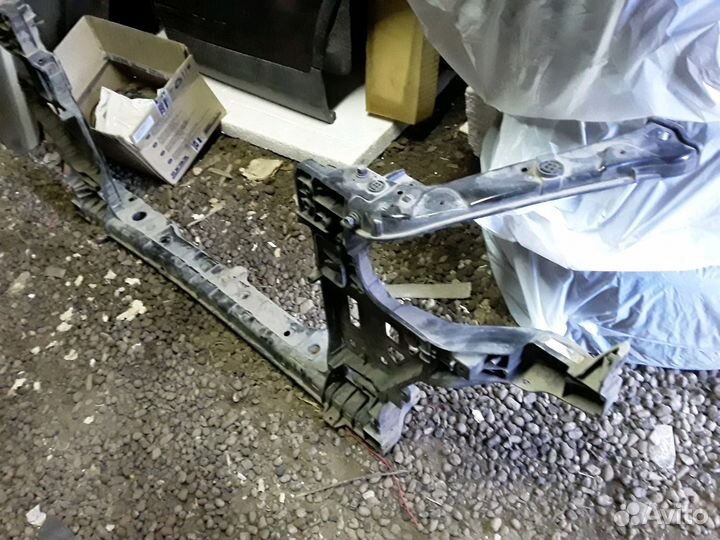 Телевизор хендай Генезис 2(64101-B1000)