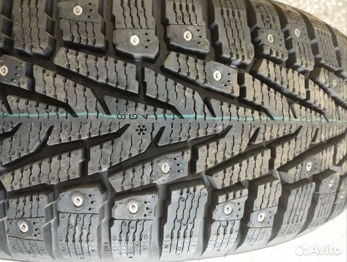 Nokian Tyres Hakkapeliitta 7 SUV 215/55 R18 99T