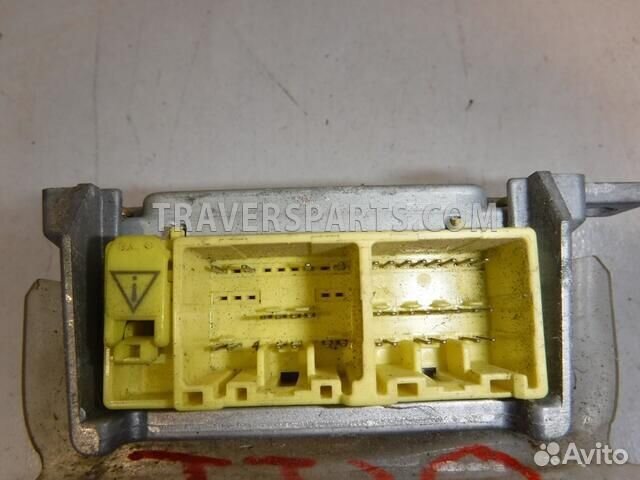 Блок SRS MR587732 Митсубиси