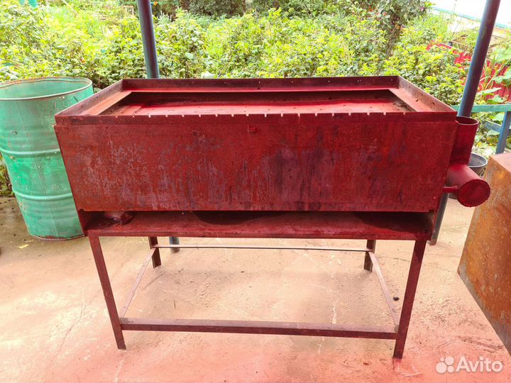 Мангал с крышей