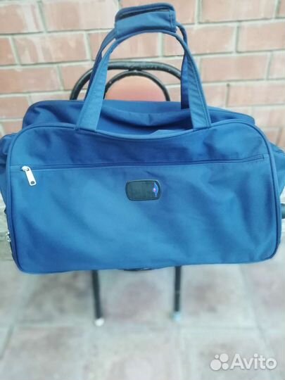Дорожная сумка на колесиках