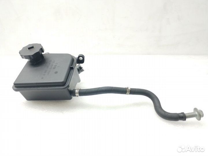 Бачок гидроусилителя руля Mercedes-Benz C-Class