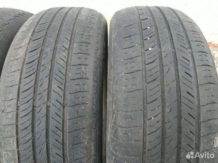 Roadstone N'Fera AU5 215/60 R16