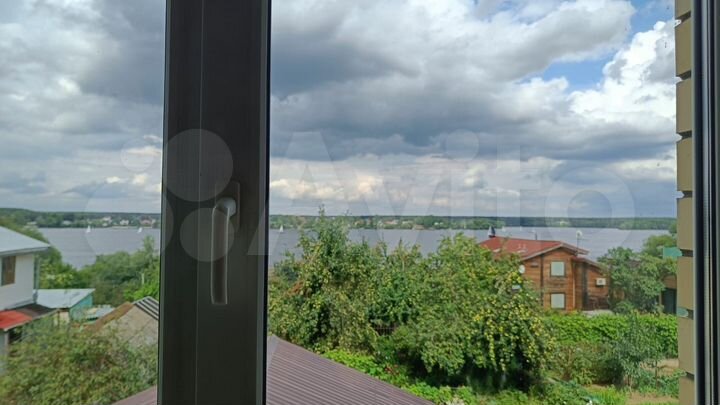 Дом 98 м² на участке 5 сот.