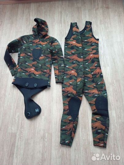 Костюм для дайвинга