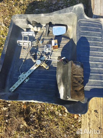 Стекло подъёмник ваз 2107