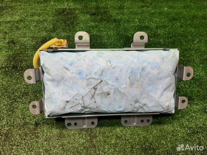 Подушка безопасности в торпедо Hyundai Matrix 2004