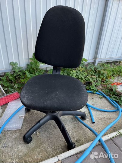 Компьютерное кресло
