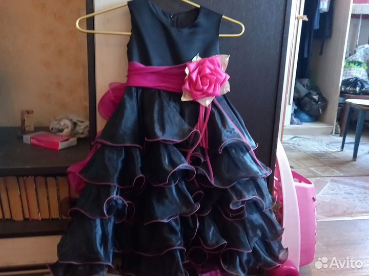 Прадам одежду для девочек