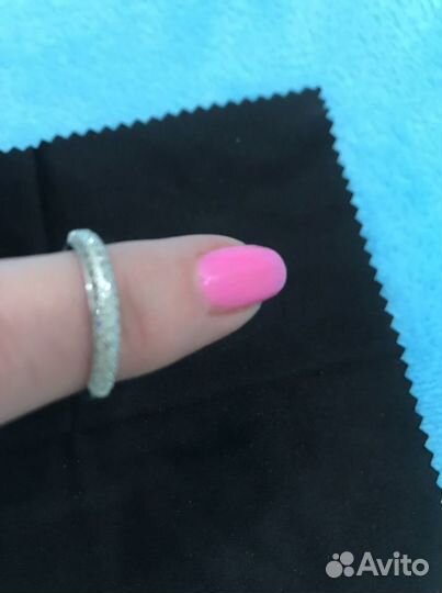 Кольцо из белого золота с бриллиантами