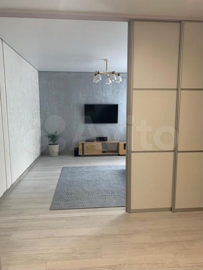 3-к. квартира, 77 м², 3/20 эт.