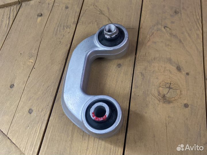 Стойка стабилизатора передняя правая A4/Passat