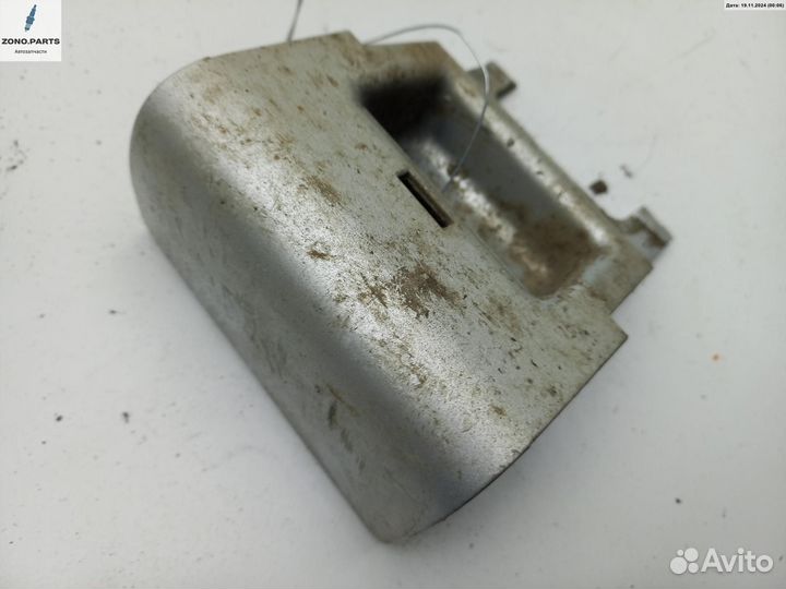 Заглушка порога 90586941 на Opel Vectra B