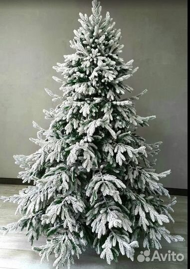 Елка искусственная