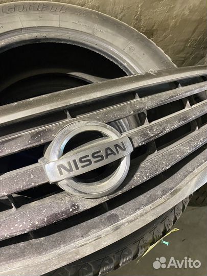 Решотка радиатора nissan teana