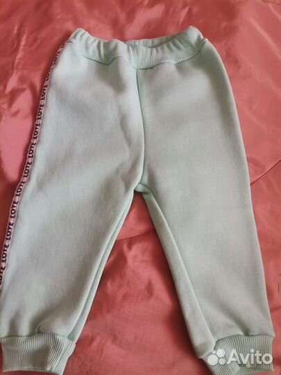 Костюм спортивный на девочку