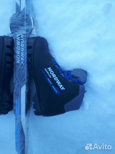 Беговые лыжи комплект