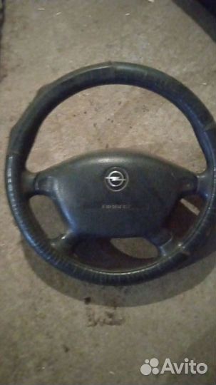 Руль opel vectra B 1998г