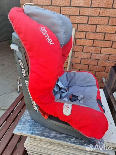 Автомобильное детское от 9 до 18 кг