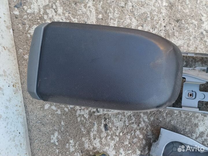 Подлокотник форд фокус 2 рестайлинг