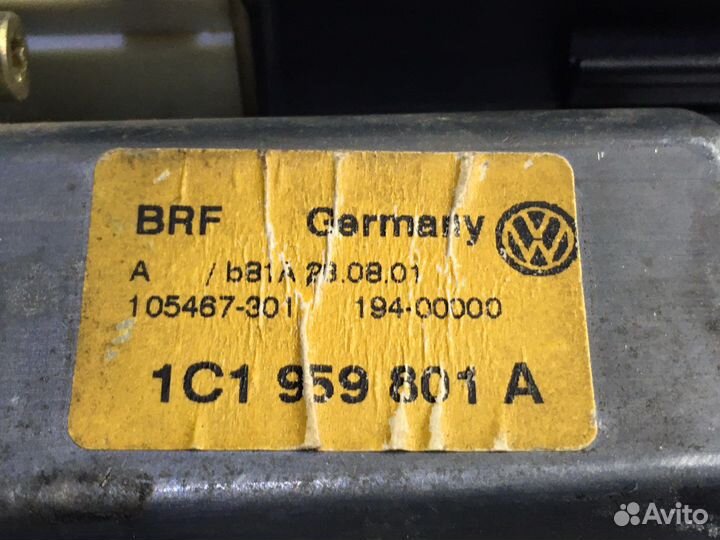 Моторчик стеклоподъемника Volkswagen Bora правый