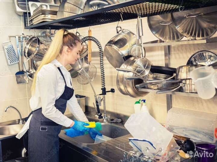 Мойщица Посуды, Уборщица