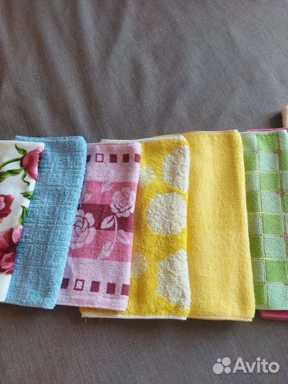Махровые полотенца, новые