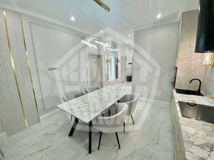 2-к. квартира, 55 м², 14/14 эт.