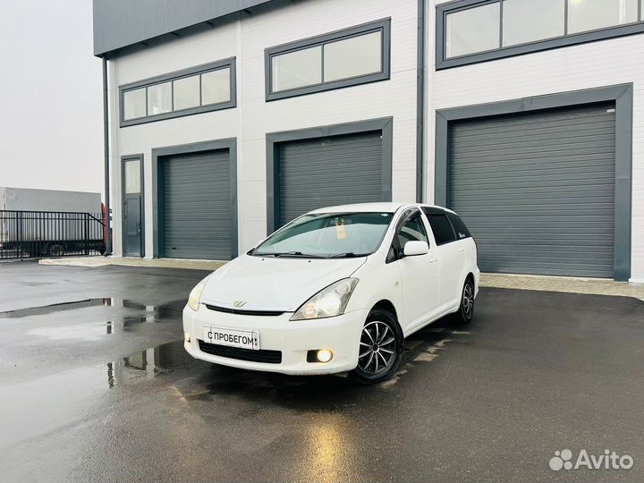 Toyota Wish 1.8 AT, 2004, 300 000 км
