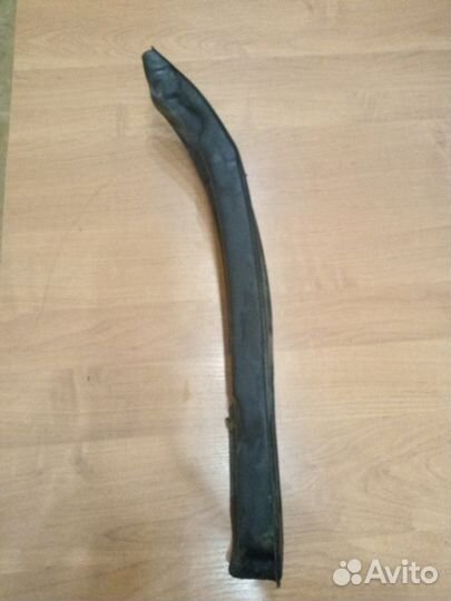 Пыльник крыла передний левый Hyundai Sonata седан