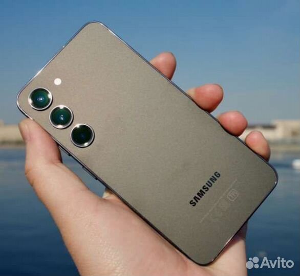 Samsung Galaxy S23, 8/128 ГБ