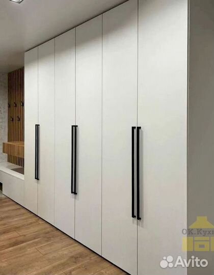 Шкаф навесной