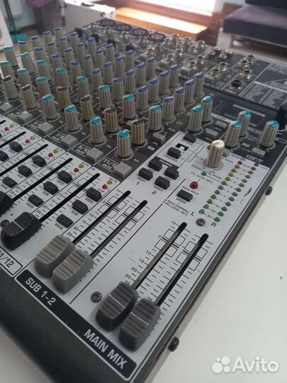 Микшерный пульт behringer 1622fx