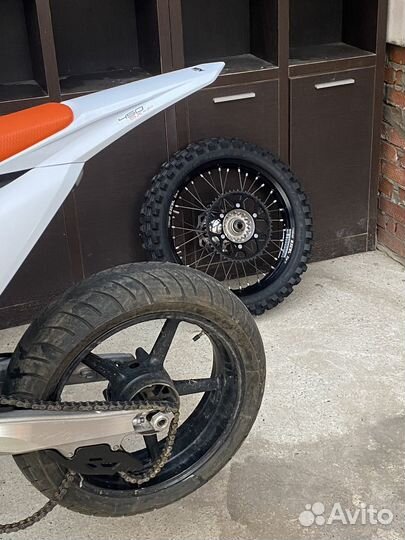 Колесо мотард 17 от ктм duke 690