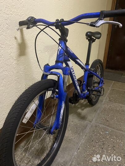 Велосипед Specialized подростковый 20 дюймов