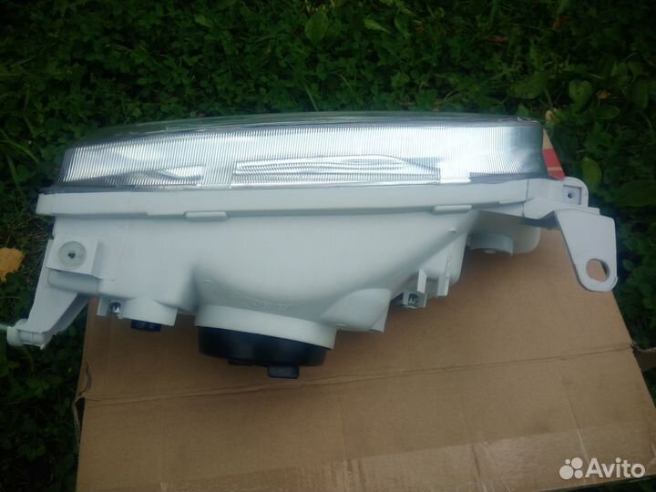 Фара тойота кролла 100