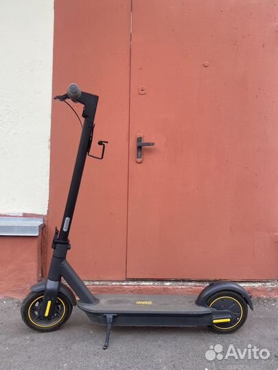 Электросамокат ninebot max g30