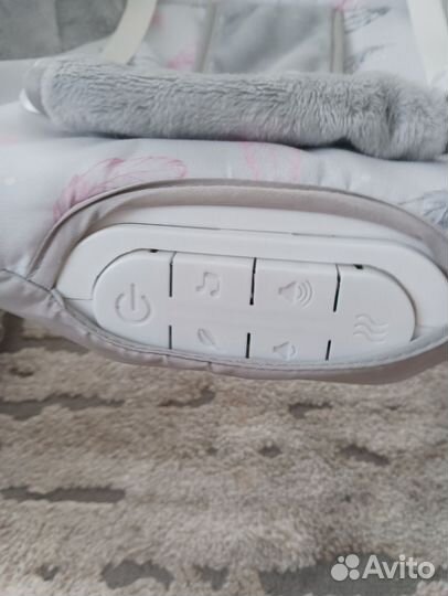 Шезлонг для новорожденных