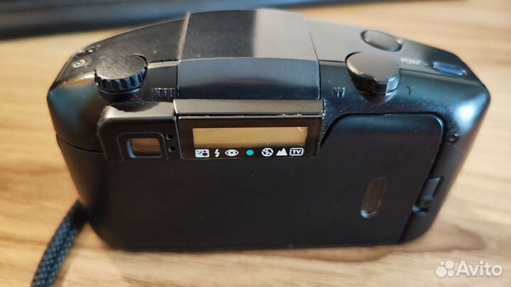 Плёночный фотоаппарат Konica Z-up 135 super