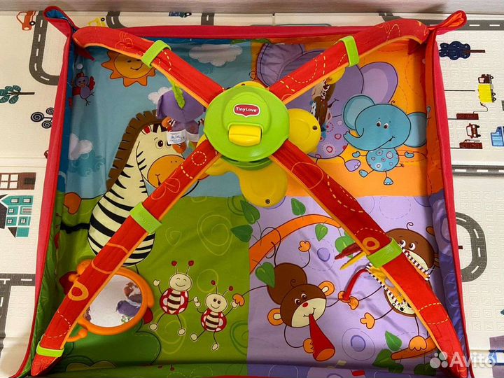 Развивающий коврик tiny love