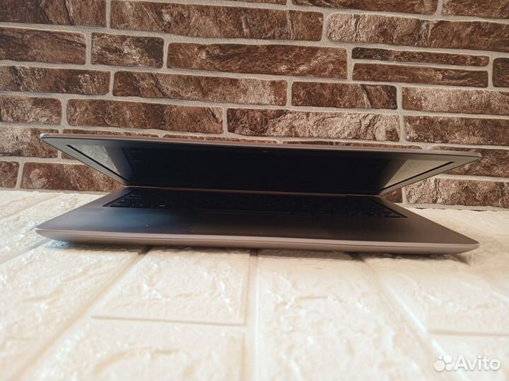 Мощный ноутбук Asus I5-7200/Full-hd/8 gb/SSD