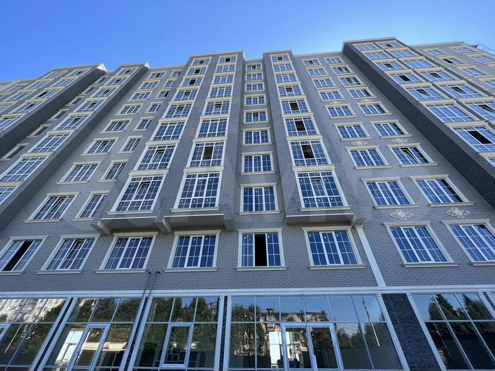 2-к. квартира, 70,6 м², 8/10 эт.