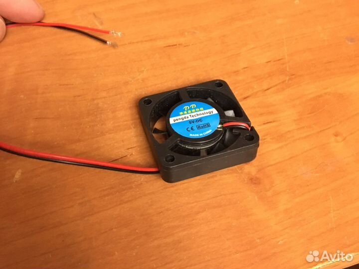 Кулер для охлаждения 5v 30мм