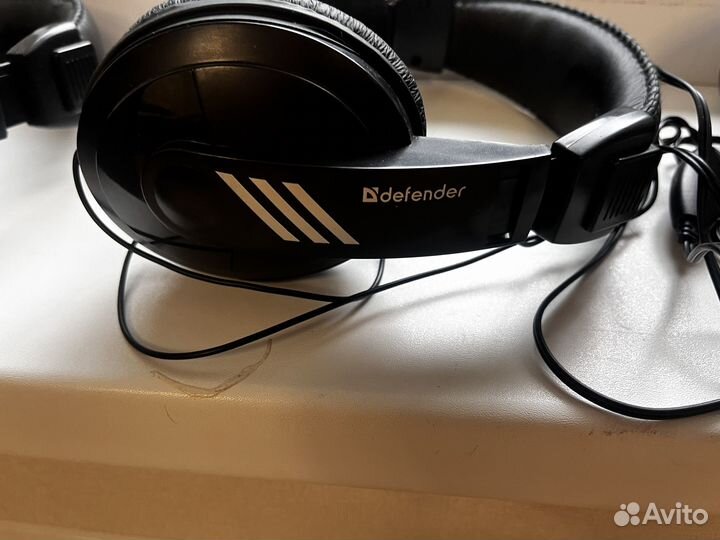 Проводные наушники defender