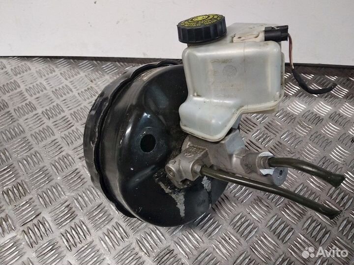 Усилитель для mercedes-benz C-Class (W204)