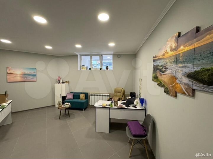 Помещение под коммерцию, офис